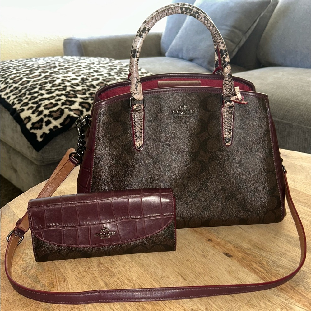 Coach Margot - image 1